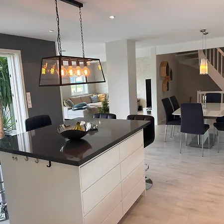 Enebolig Syd Villa *